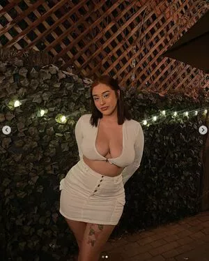 Thickkk / britttatz2 nude photo #0009