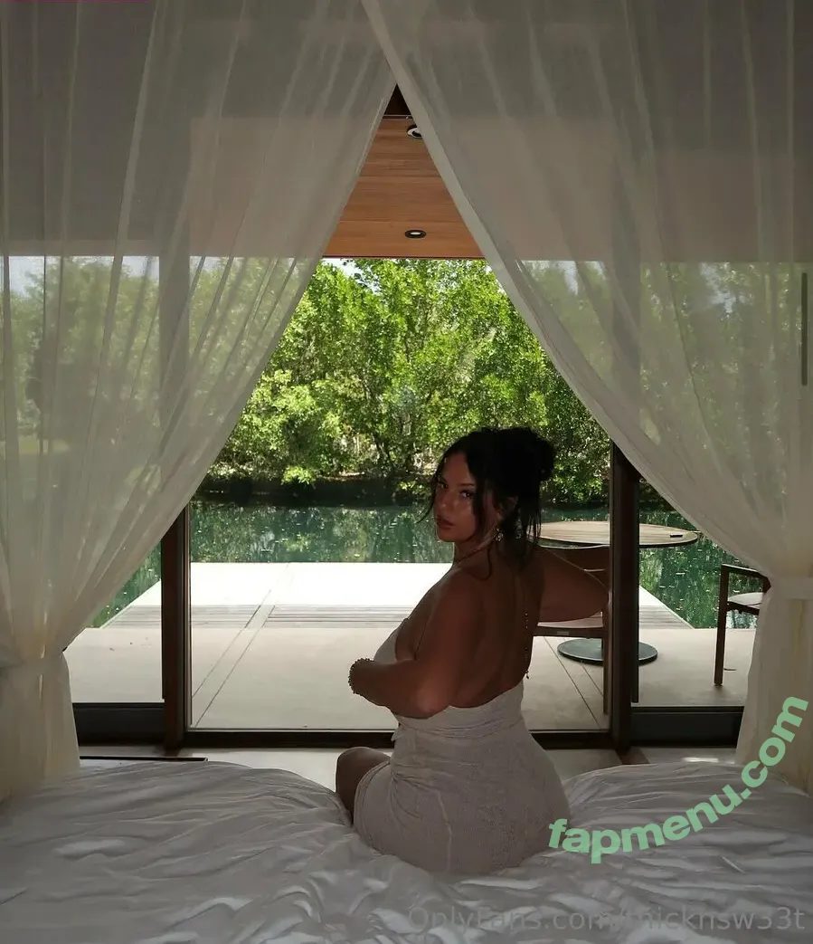 thicknsw33t nude photo #0011 (thicker_than_most_)