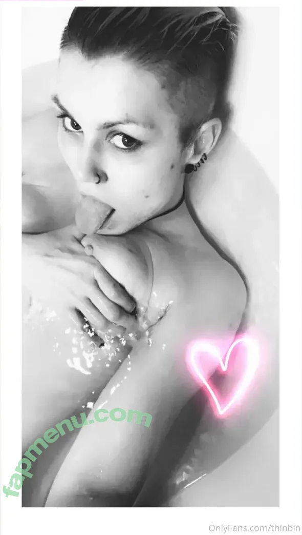 thinbin nude photo #0001 (thinbin_)
