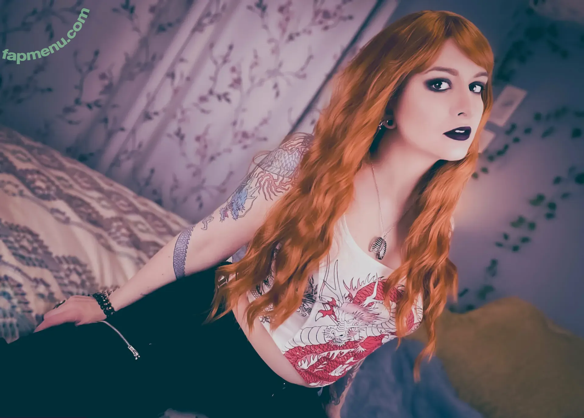 thisisinkspill nude photo #0004 (thisiwisingle)