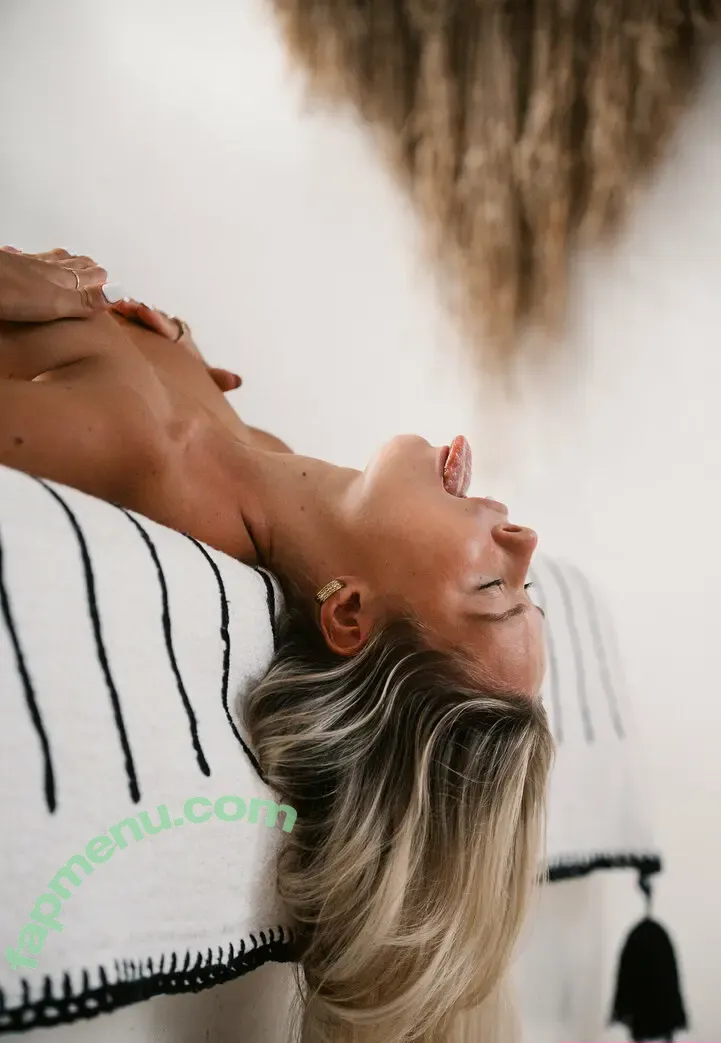 thisismylittlesecret nude photo #0001 (thisismylittlesecret)