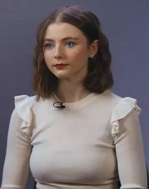 Thomasin Mckenzie / mackzjoness / thomasin.mckenzie nude photo #0026