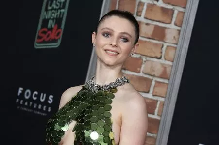 Thomasin Mckenzie / mackzjoness / thomasin.mckenzie nude photo #0046