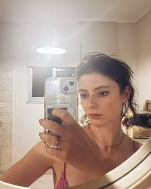 Thomasin Mckenzie / mackzjoness / thomasin.mckenzie nude photo #0096