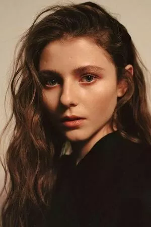 Thomasin Mckenzie / mackzjoness / thomasin.mckenzie nude photo #0182