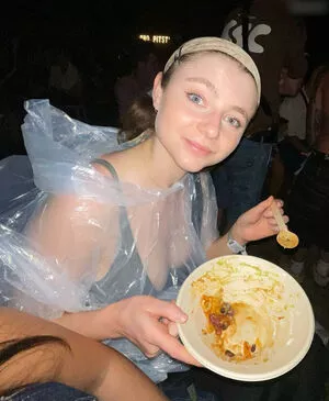 Thomasin Mckenzie / mackzjoness / thomasin.mckenzie nude photo #0194