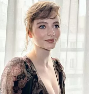 Thomasin Mckenzie / mackzjoness / thomasin.mckenzie nude photo #0225