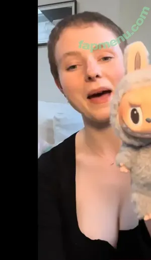 Thomasin Mckenzie / thomasin.mckenzie nude photo #0303