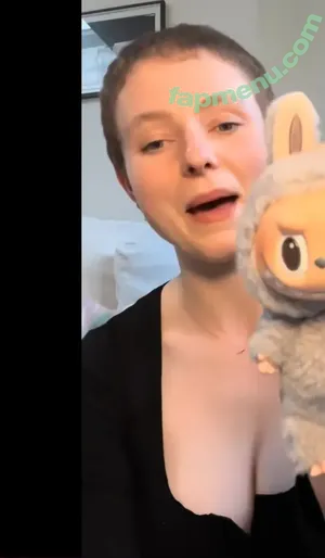 Thomasin Mckenzie / thomasin.mckenzie nude photo #0304