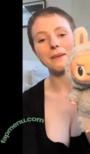 Thomasin Mckenzie / thomasin.mckenzie nude photo #0305