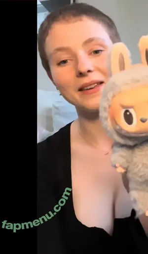 Thomasin Mckenzie / thomasin.mckenzie nude photo #0310