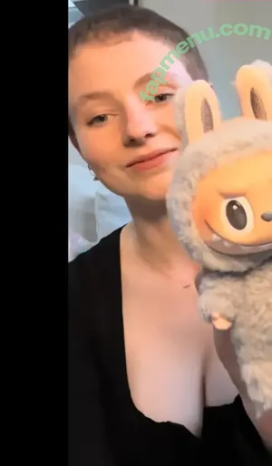Thomasin Mckenzie / thomasin.mckenzie nude photo #0316