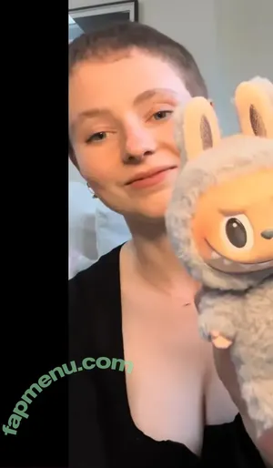 Thomasin Mckenzie / thomasin.mckenzie nude photo #0317