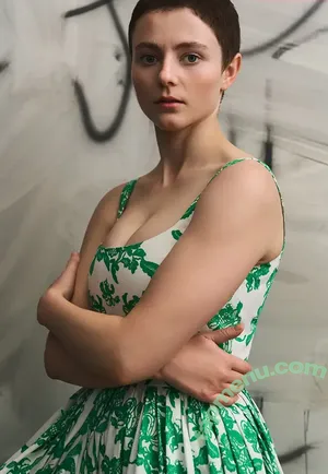 Thomasin Mckenzie / thomasin.mckenzie nude photo #0322