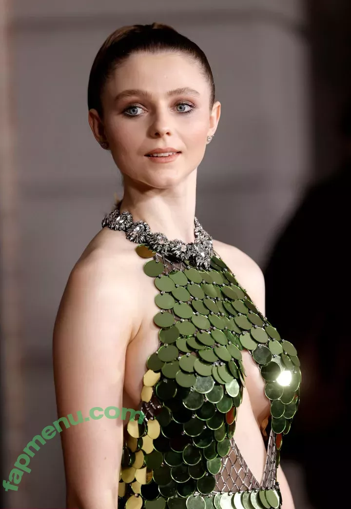 Thomasin Mckenzie nude photo #0007 (mackzjoness / thomasin.mckenzie)