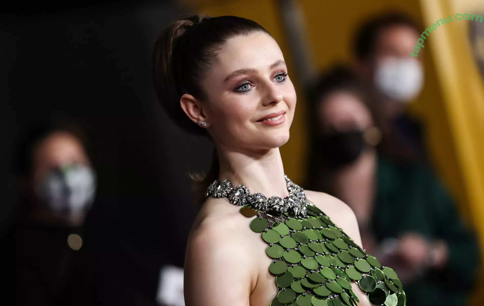 Thomasin Mckenzie nude photo #0048 (mackzjoness / thomasin.mckenzie)