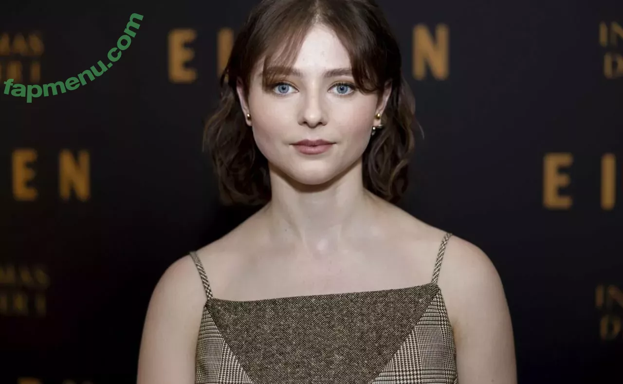 Thomasin Mckenzie nude photo #0122 (mackzjoness / thomasin.mckenzie)