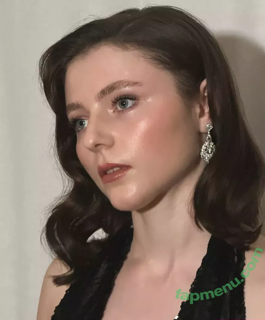 Thomasin Mckenzie nude photo #0158 (mackzjoness / thomasin.mckenzie)