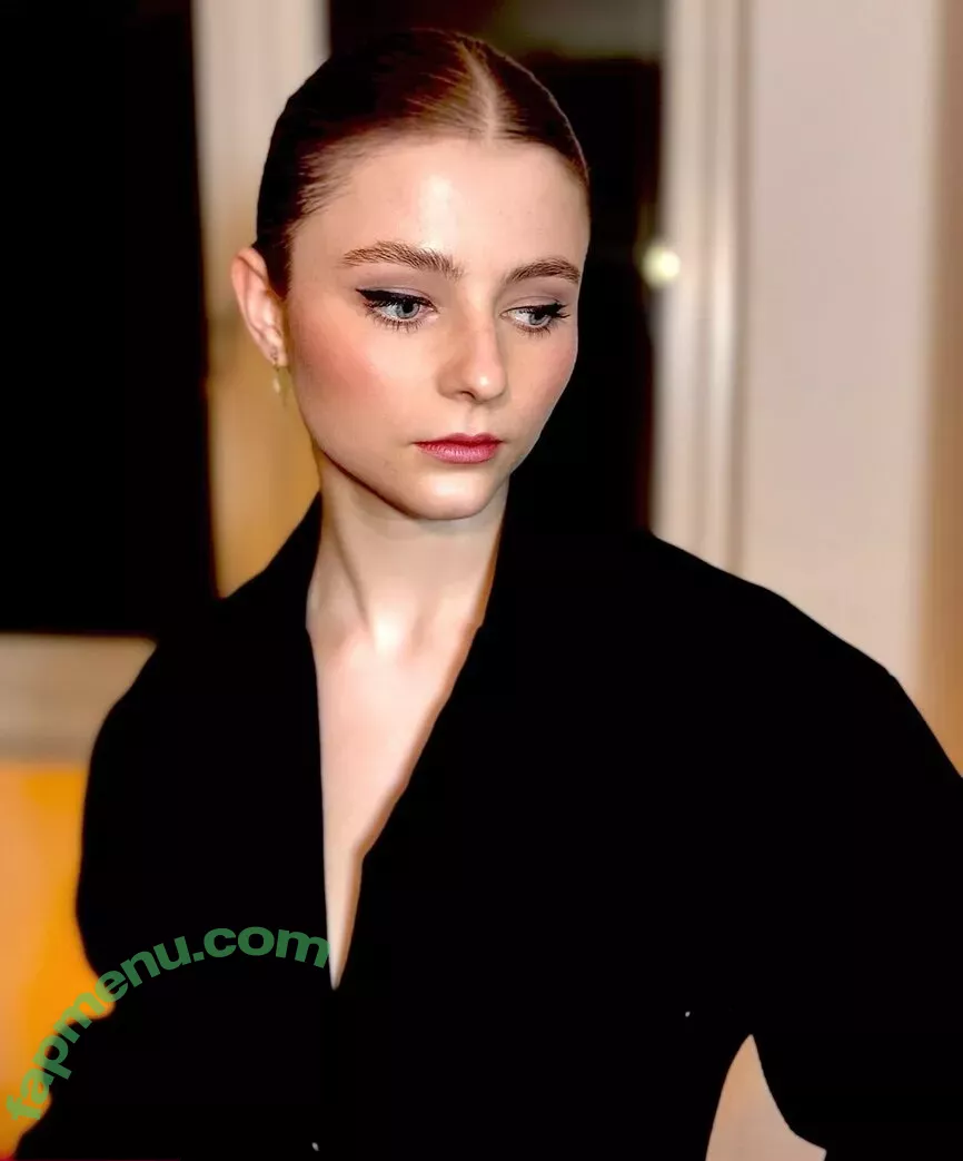 Thomasin Mckenzie nude photo #0236 (mackzjoness / thomasin.mckenzie)