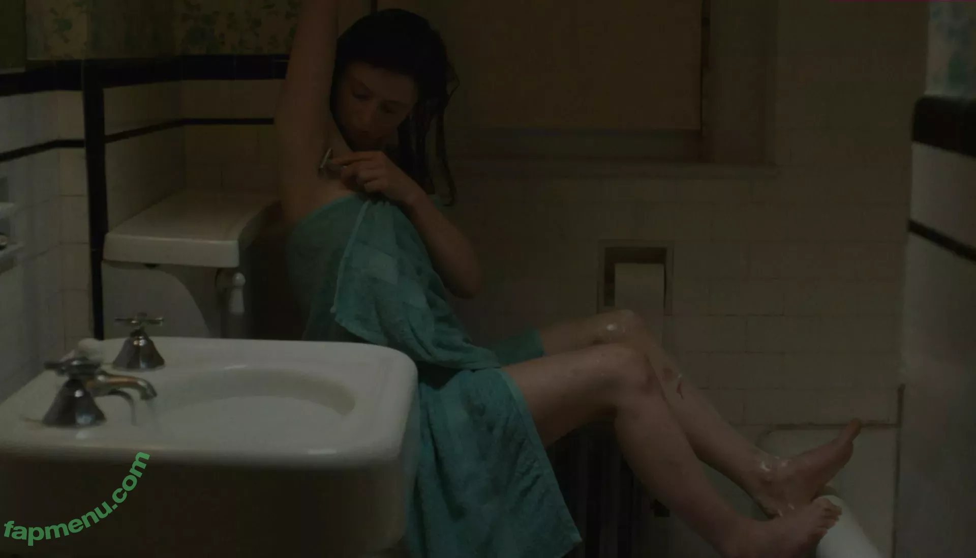 Thomasin Mckenzie nude photo #0261 (mackzjoness / thomasin.mckenzie)