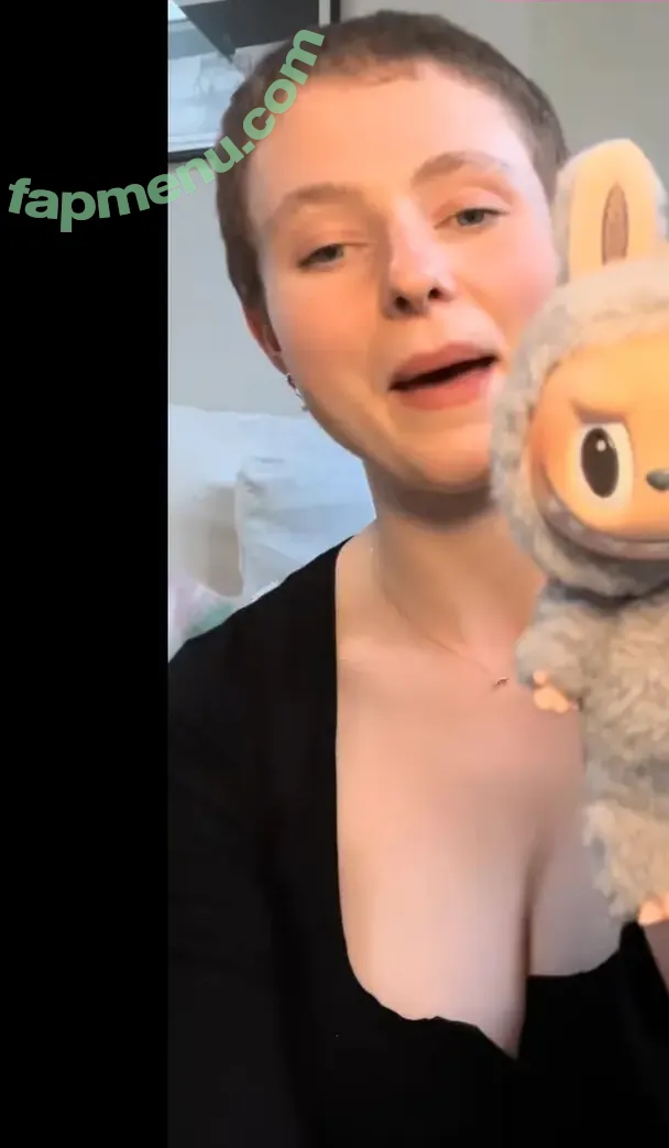 Thomasin Mckenzie nude photo #0302 (thomasin.mckenzie)