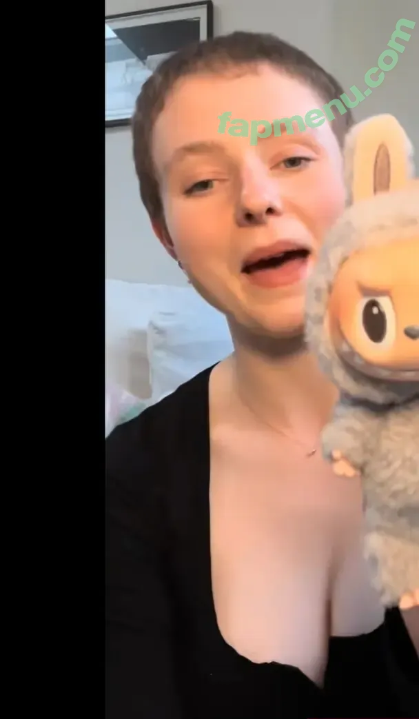 Thomasin Mckenzie nude photo #0303 (thomasin.mckenzie)