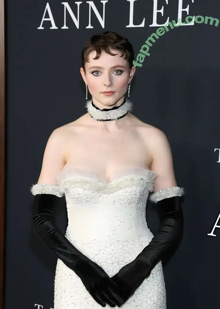 Thomasin Mckenzie nude photo #0368 (thomasin.mckenzie)