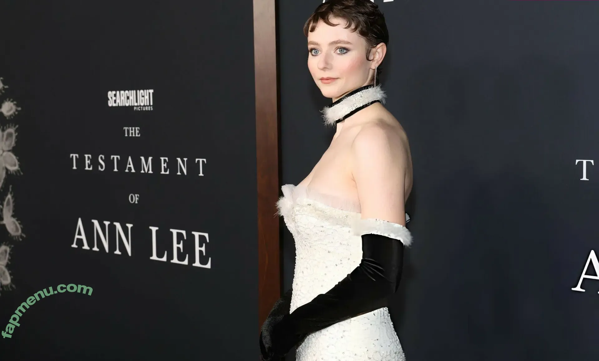 Thomasin Mckenzie nude photo #0370 (thomasin.mckenzie)