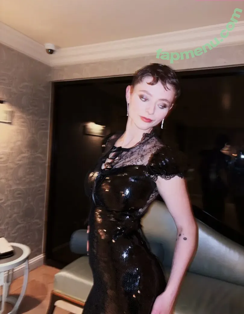 Thomasin Mckenzie nude photo #0382 (thomasin.mckenzie)