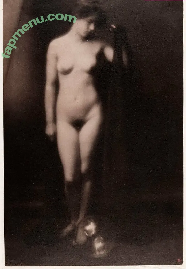 thompson nude photo #0020 (thompson)