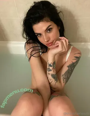 thrasherlewds / aalexisthrasher nude photo #0111