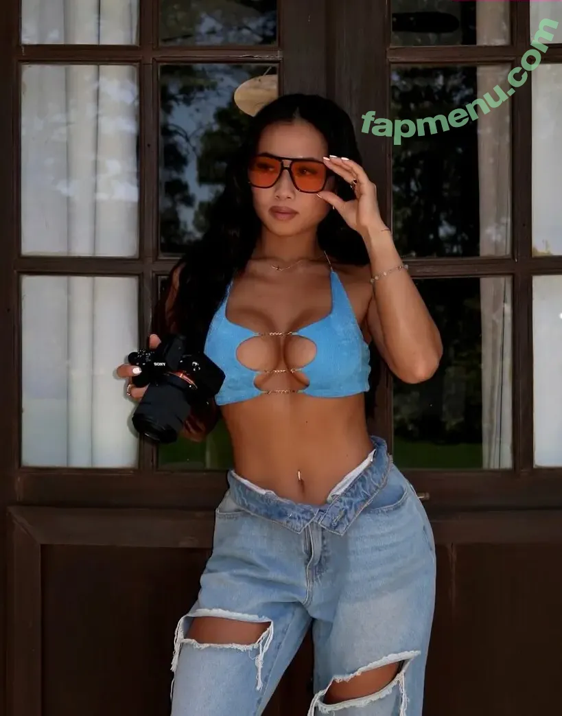 Thu Pham nude photo #0052 (aannphxm)