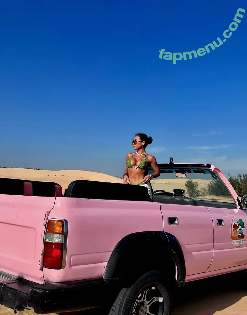 Thu Pham nude photo #0053 (aannphxm)