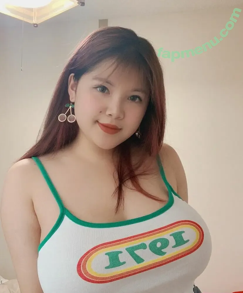 Thu Trang Vo nude photo #0013 (tranggbiii / tranggbijapan)