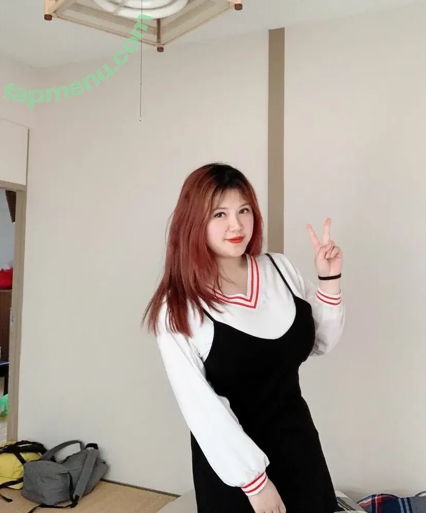 Thu Trang Vo nude photo #0017 (tranggbiii / tranggbijapan)