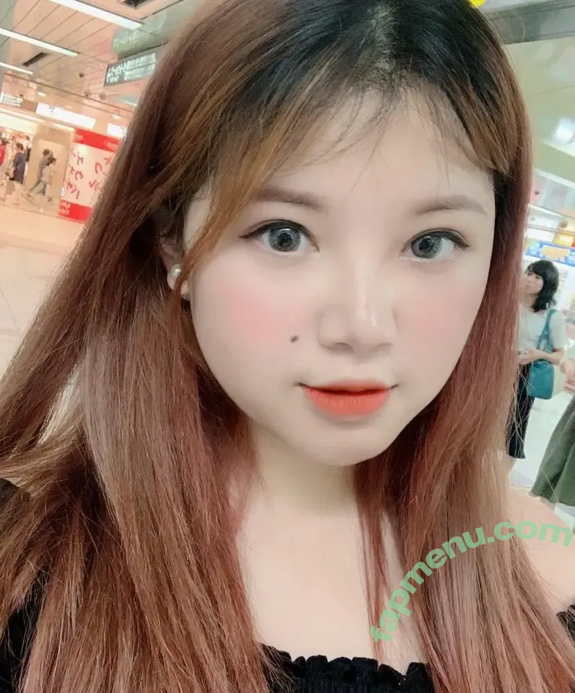 Thu Trang Vo nude photo #0018 (tranggbiii / tranggbijapan)
