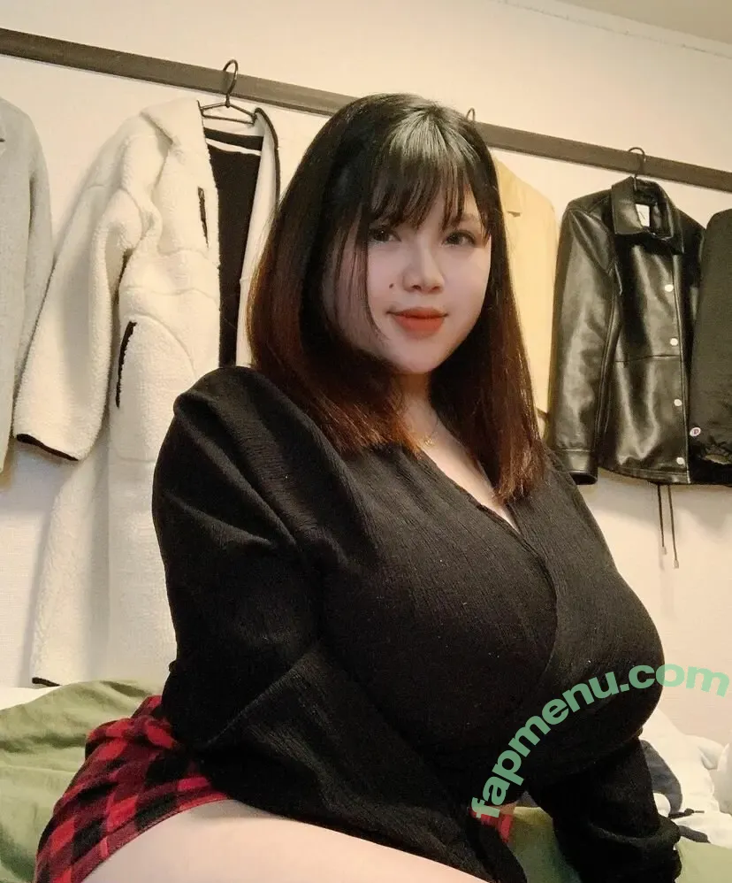 Thu Trang Vo nude photo #0059 (tranggbiii / tranggbijapan)
