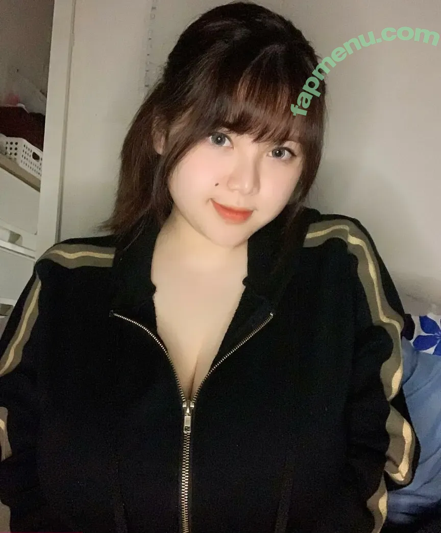 Thu Trang Vo nude photo #0072 (tranggbiii / tranggbijapan)