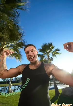 Thuggers World / Thuggers_world / young.thug.world nude photo #0016