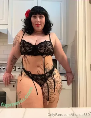 thunda859 / only1thunda nude photo #0089