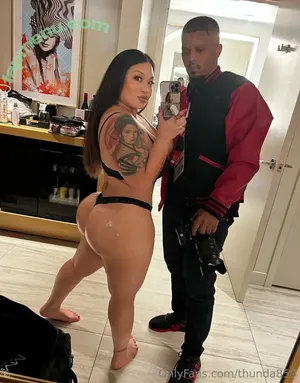 thunda859 / only1thunda nude photo #0092