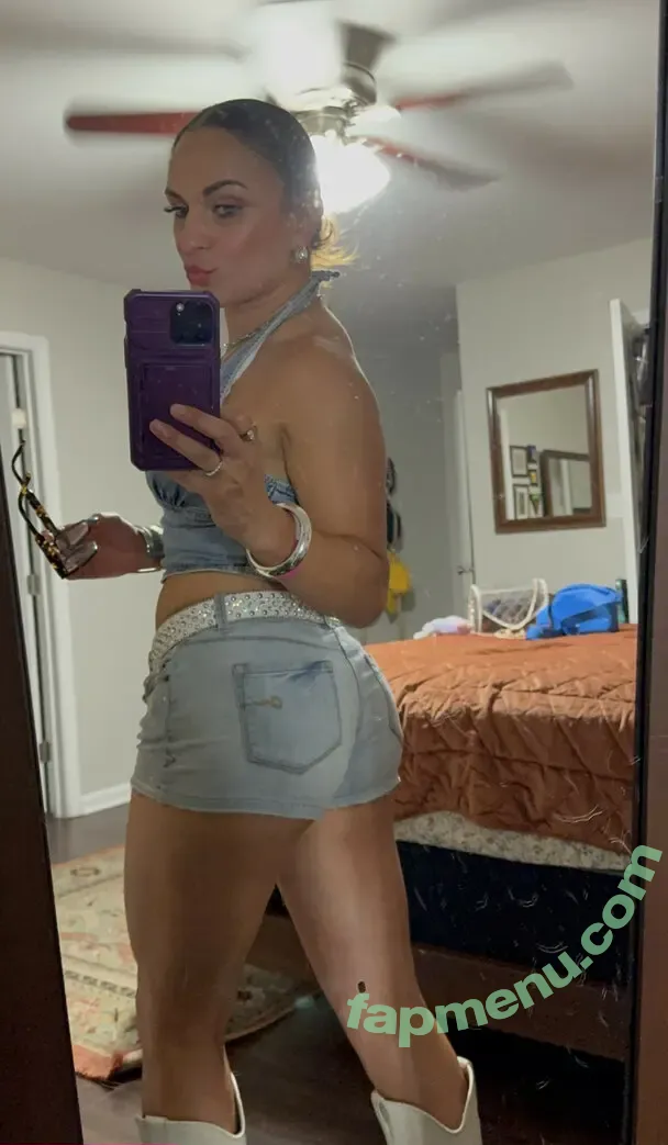 Thunder Rosa nude photo #0008 (thunderrosa22)