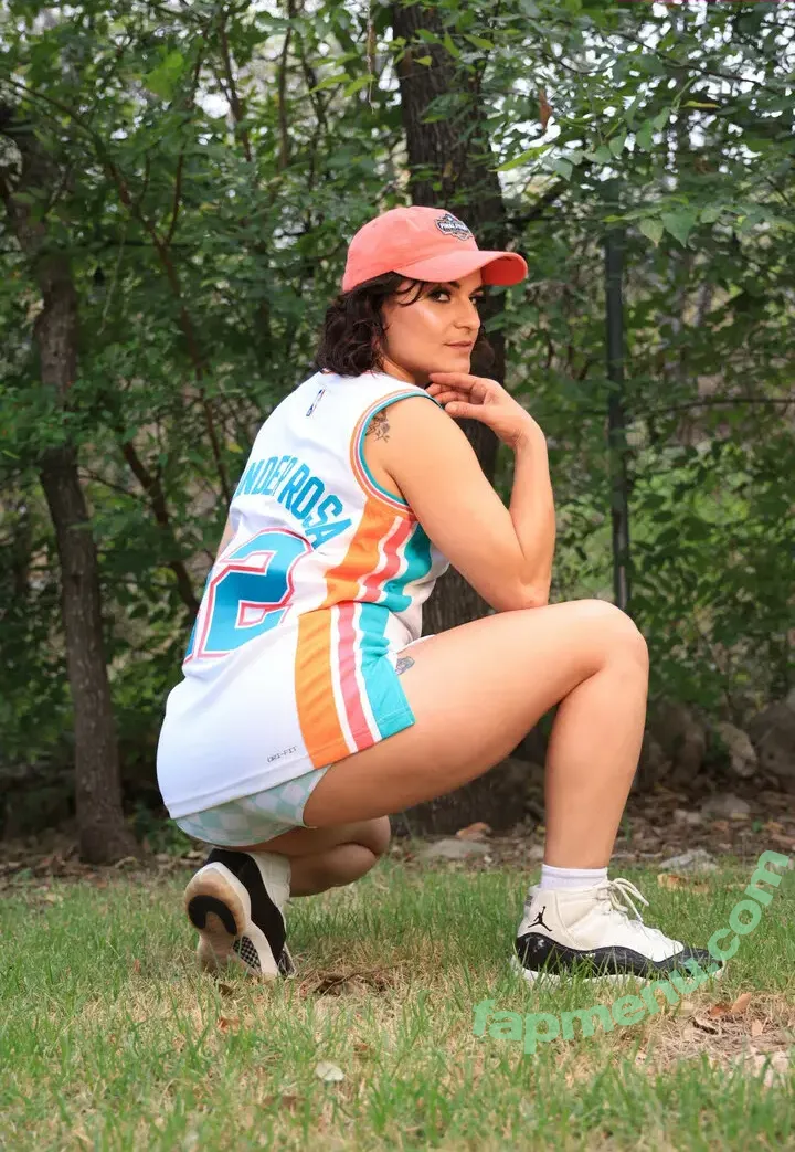 Thunder Rosa nude photo #0049 (thunderrosa22)