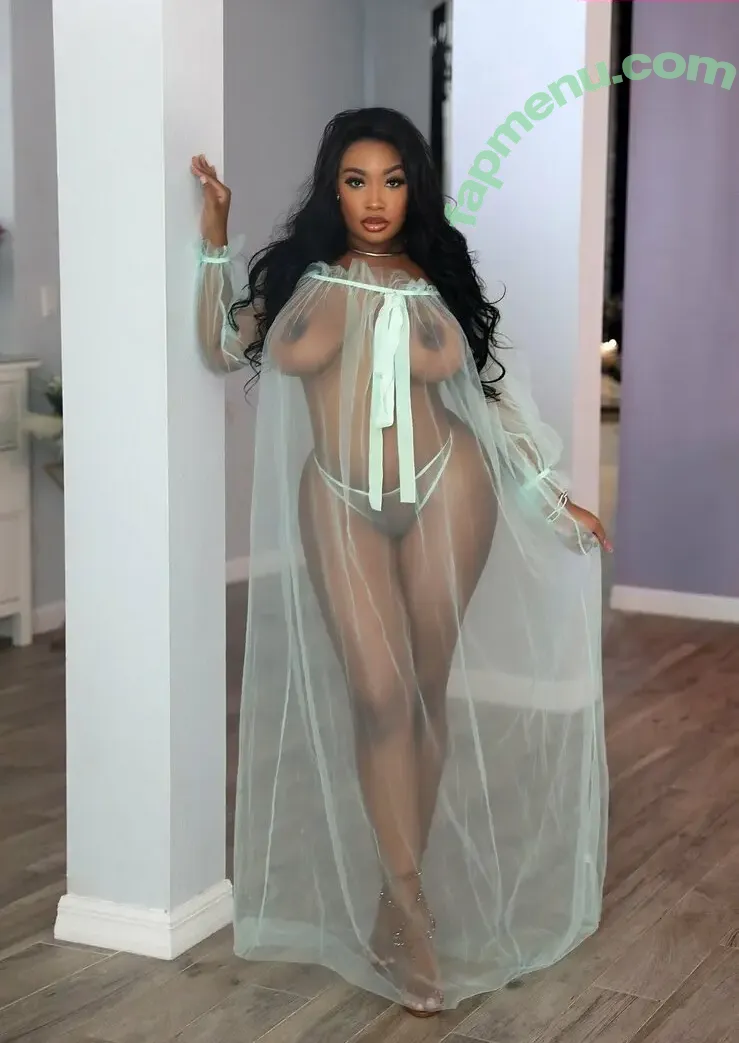 Tia Maria nude photo #0081 (itsmiatiamaria / tiamariamontemurro1 / tiuhmariuh)