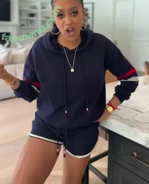 Tia Mowry / tiamowry nude photo #0086