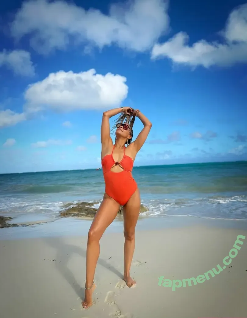 Tia Mowry nude photo #0063 (tiamowry)