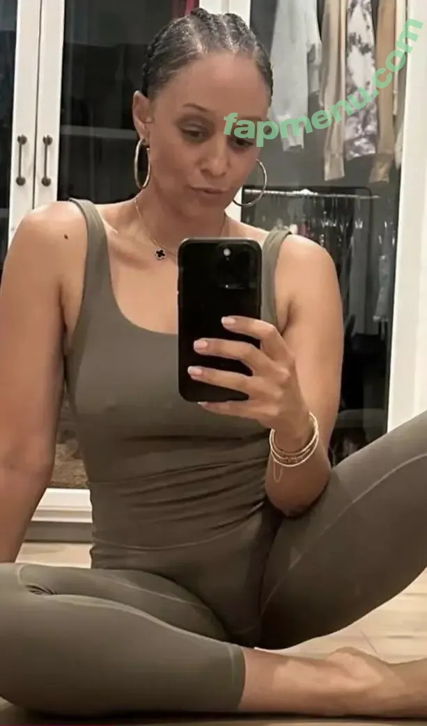 Tia Mowry nude photo #0113 (tiamowry)