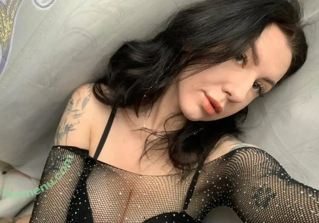 tiana_blackvip nude photo #0003 (tiana_black13)
