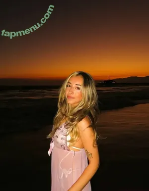 Tiana Renay / TianaRenay nude photo #0079