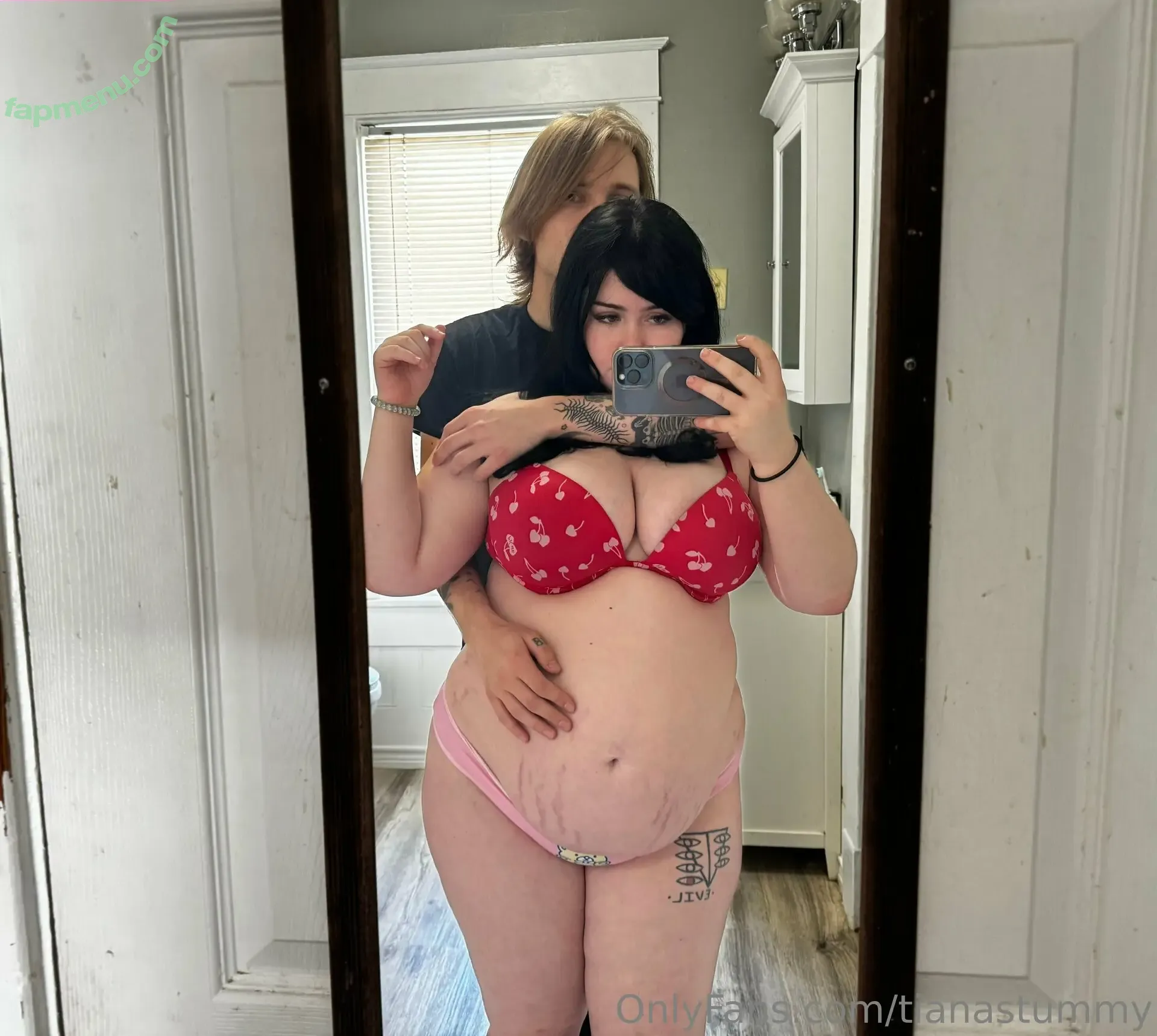 tianastummy nude photo #0194 (tianastummy)